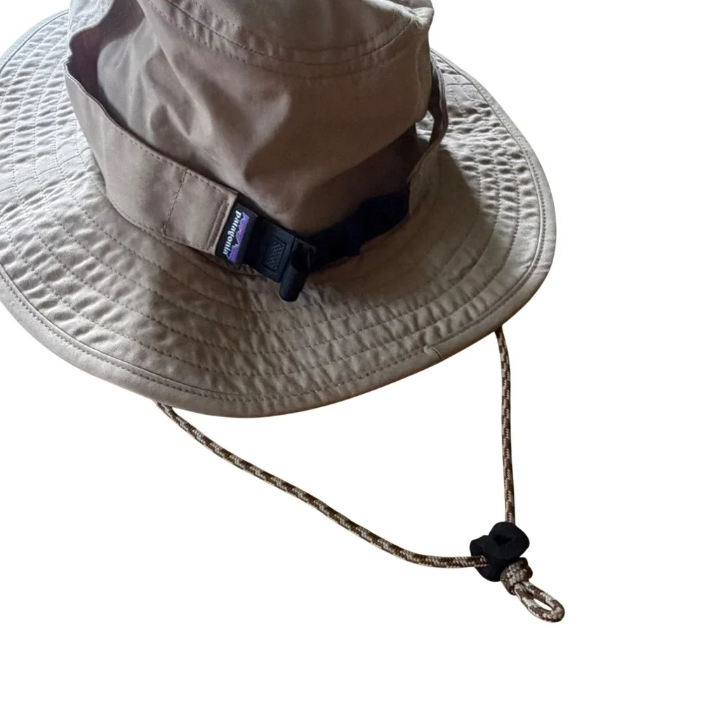 Patagonia Worn Wear Tan Khaki Boonie Sun Hat Adjustable Chin Strap Mens